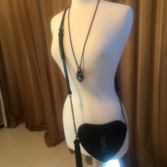 Handbag - Picture 2 of 7